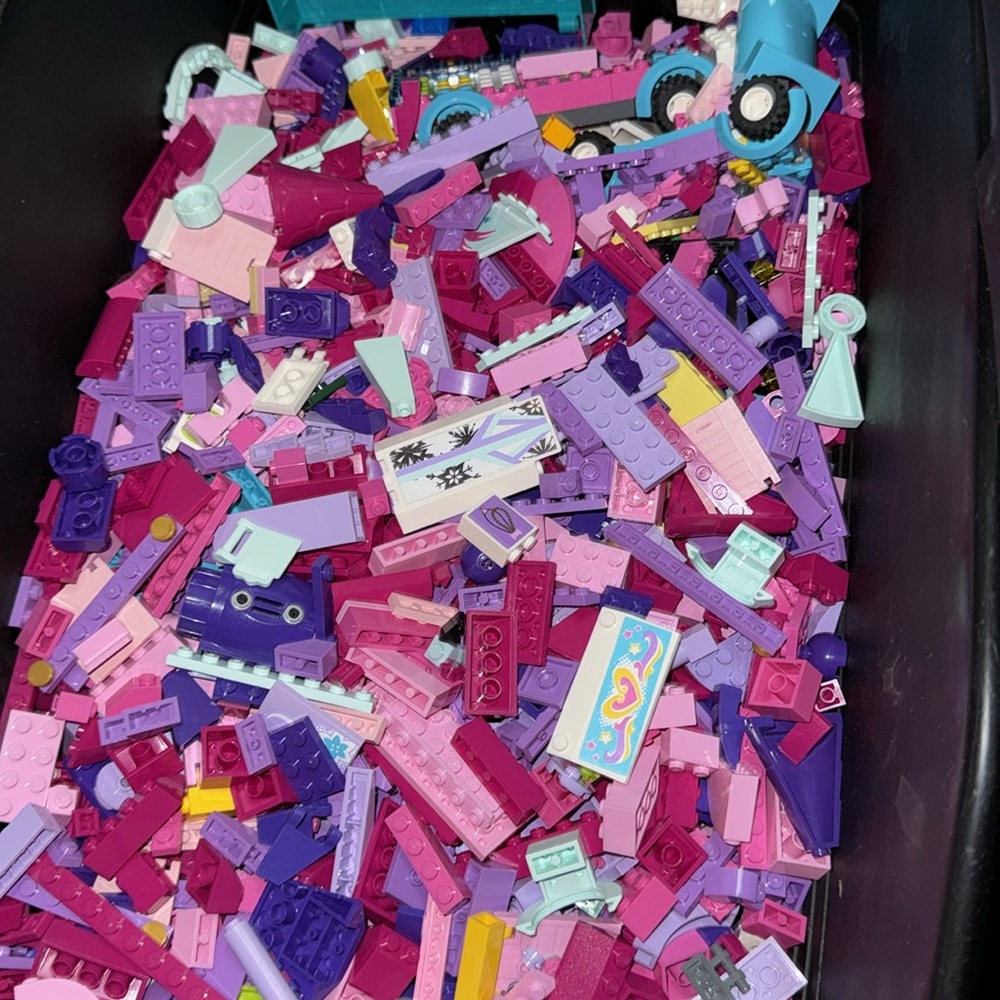 4lbs Genuine LEGO - Bulk Bricks Parts Pieces Lot - Choose Boy or Girl Box - Picture 9 of 11